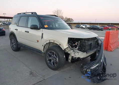 2024 Ford Bronco Sport Badlands z USA, uszkodzony, nr VIN 3FMCR9D97RRF70490